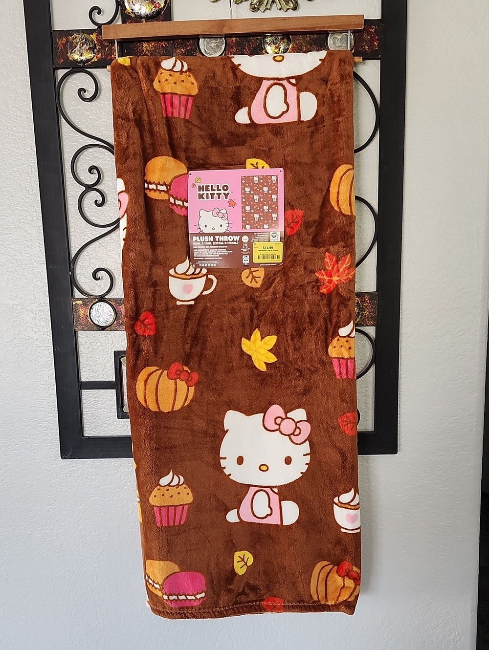 Hello Kitty Brown Plush Throw Blanket Fall Theme
